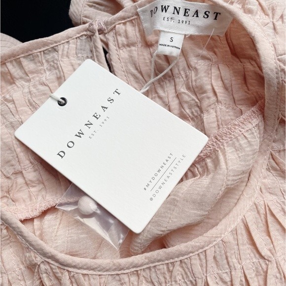 NWT DownEast Pleated Yoke Long Sleeve Blouse Light Beige Blush Size Small NEW - Picture 9 of 15